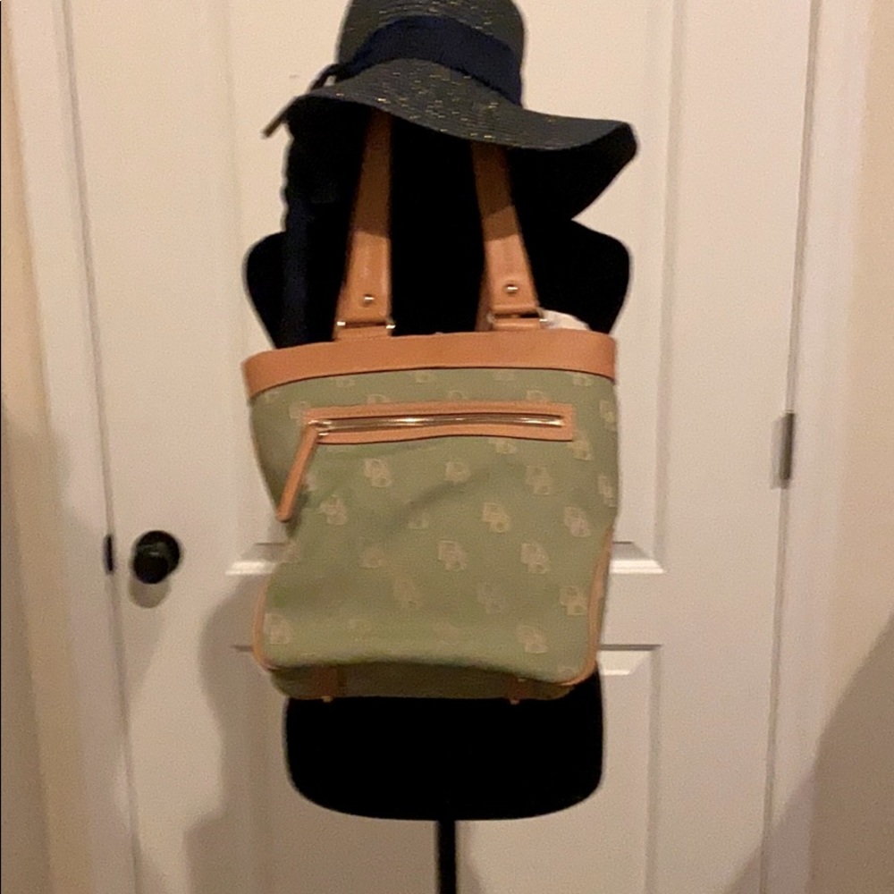 Elegant Handbag (purse)